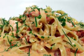 Tagliatelle au saumon frais