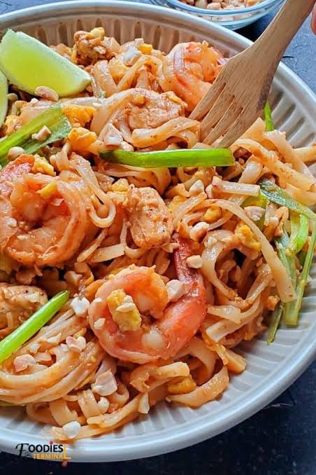 Thai Style Shrimp Noodles