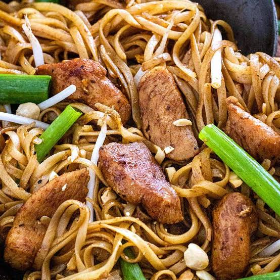Thai Style Chicken Noodles